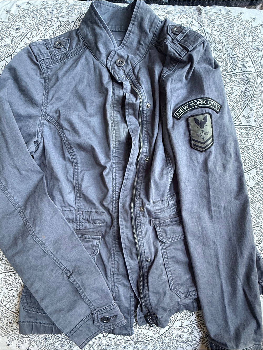 Aeropostale women's Gray Field Jacket - New York City Patch
